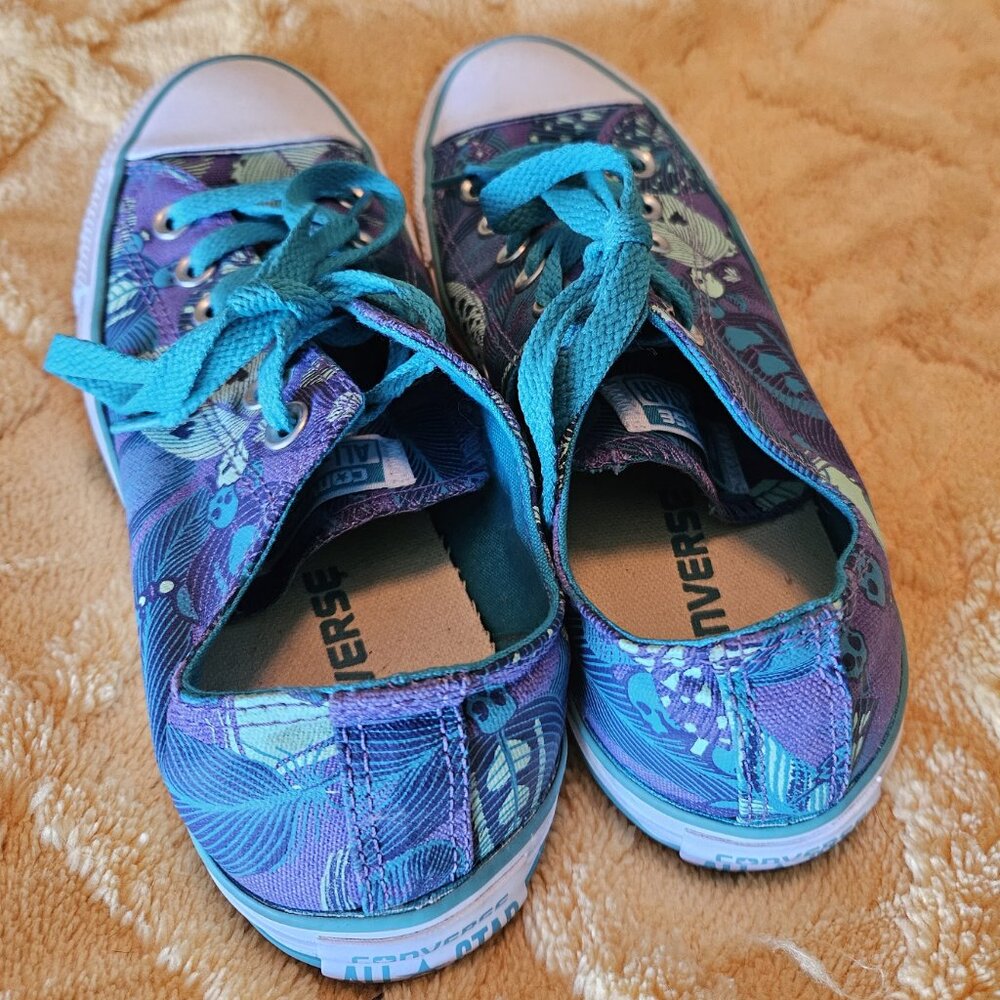 Women's Blue & Purple Tropical Skull Converse Low Top Shoes Canvas Sneakers Sz 7 - Picture 3 of 11